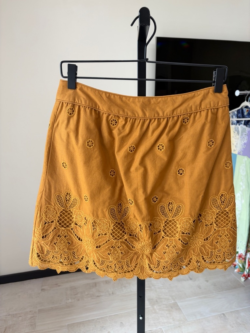 Farm Rio: Camel Richelieu Mini Skirt - Picture 8 of 10